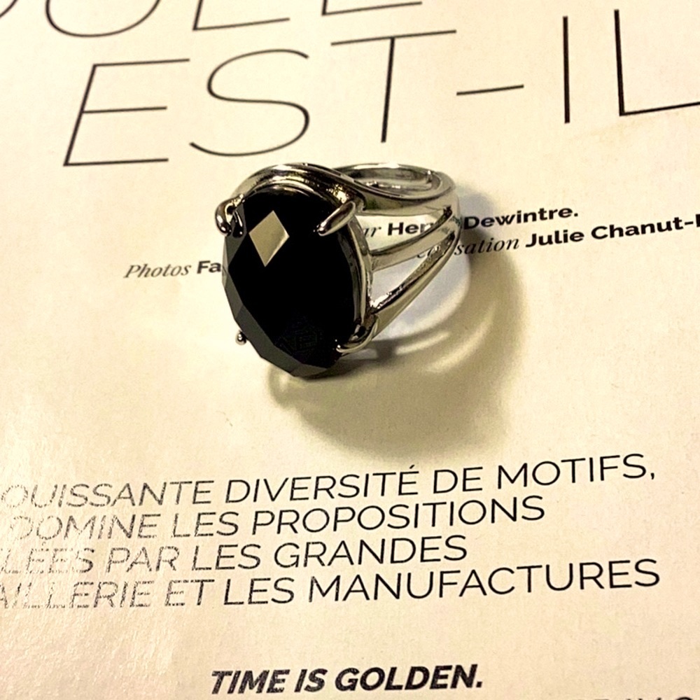 Silver Oval Shape Black Stone Ring